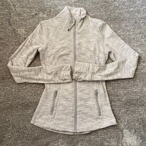 *GENTLY USED* Define Jacket- LULULEMON SIZE 4